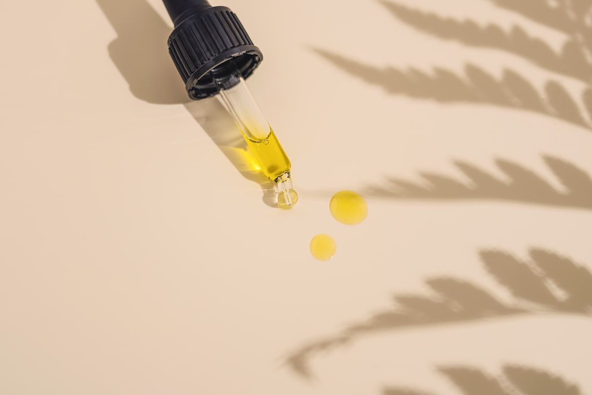 Active skincare ingredients and cosmetic formulations